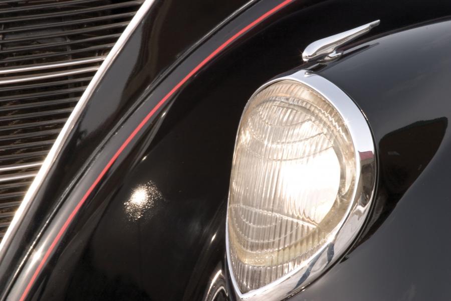 Детали экстерьера Lincoln Zephyr Coupe (HB-720) 1937 года  (фото 18 из 46)